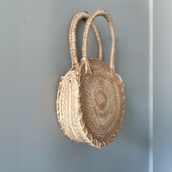 FREE with any Purchase
- Round Straw Weaved Double Handle Purse - Picture 3 of 10